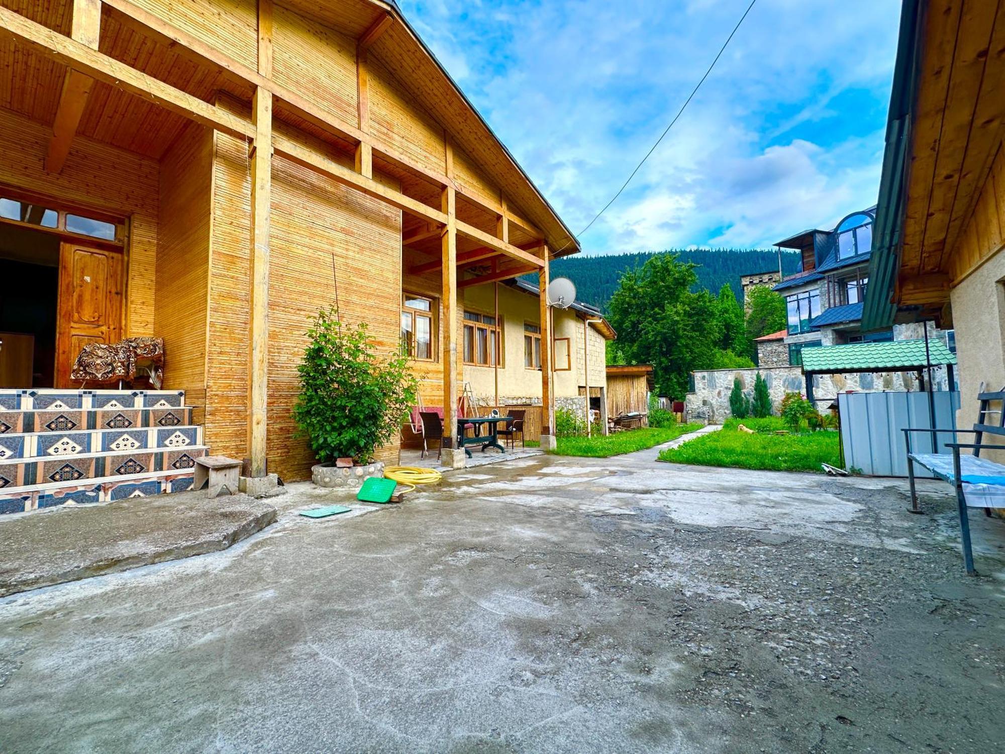 Mziuri Guest House Mestia Dış mekan fotoğraf