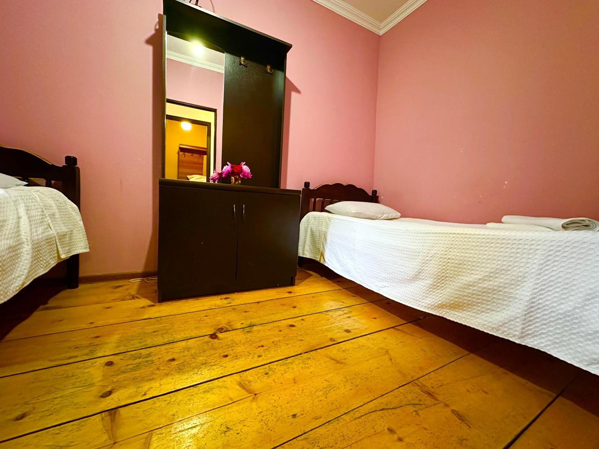 Mziuri Guest House Mestia Dış mekan fotoğraf